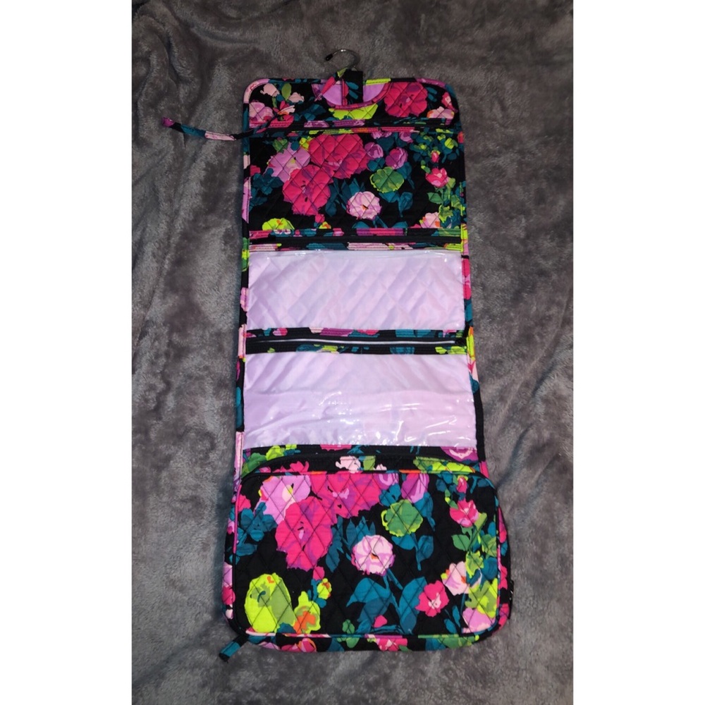 Vera Bradley hanging organizer